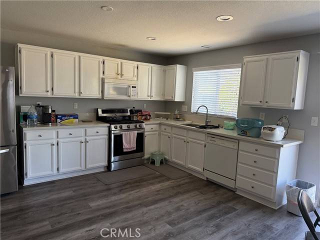 Corona, CA 92882,861 Moyano Circle