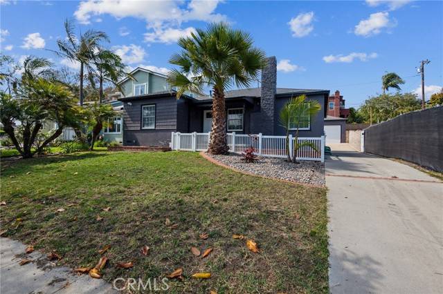 Redondo Beach, CA 90277,703 Avenue D