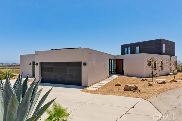 Malibu, CA 90265,5940 Filaree Heights Road