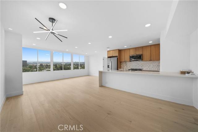 Los Angeles, CA 90024,10501 Wilshire Boulevard #1512