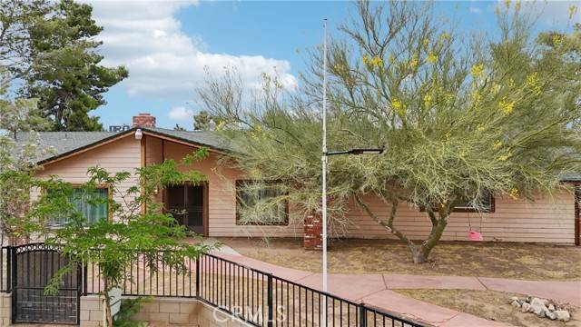 Hesperia, CA 92345,14676 Poplar Street