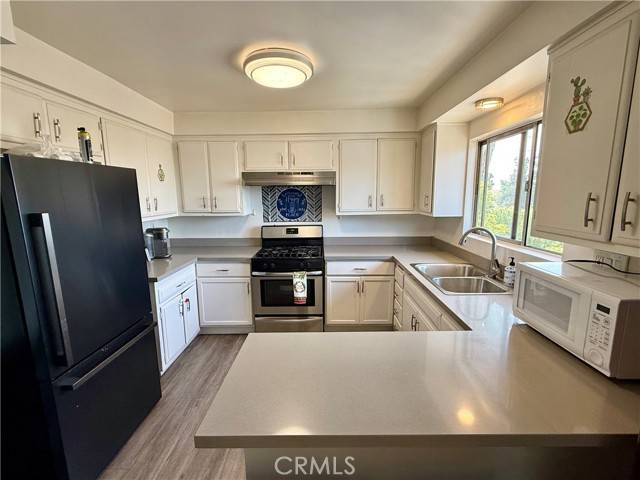 Pacoima, CA 91331,12287 Osborne Street #12
