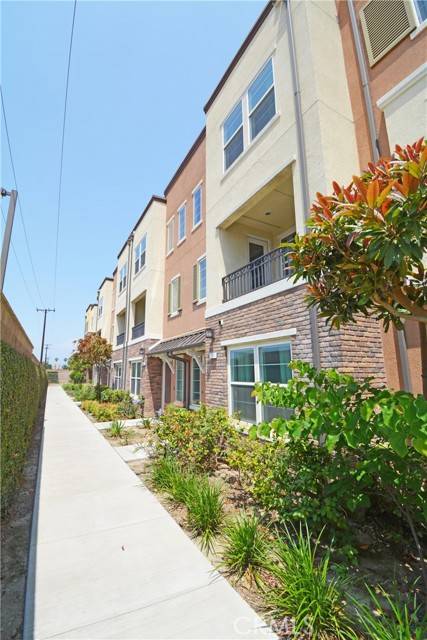 El Monte, CA 91733,17 Jenkins Dr