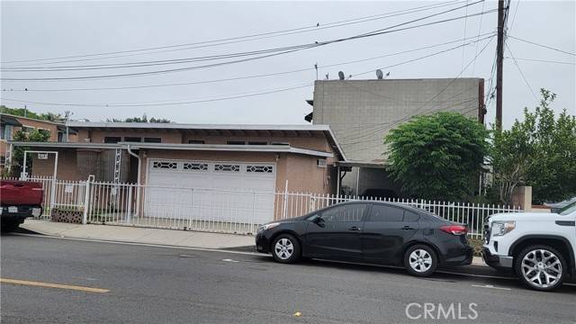 Maywood, CA 90270,5958 Alamo Ave