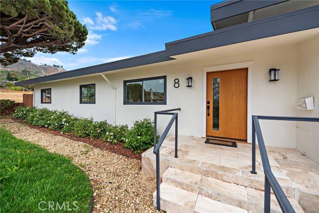 Rancho Palos Verdes, CA 90275,8 Clipper Road