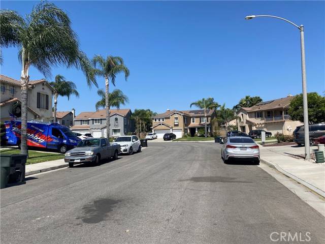 Eastvale, CA 92880,13665 Heatherwood Drive