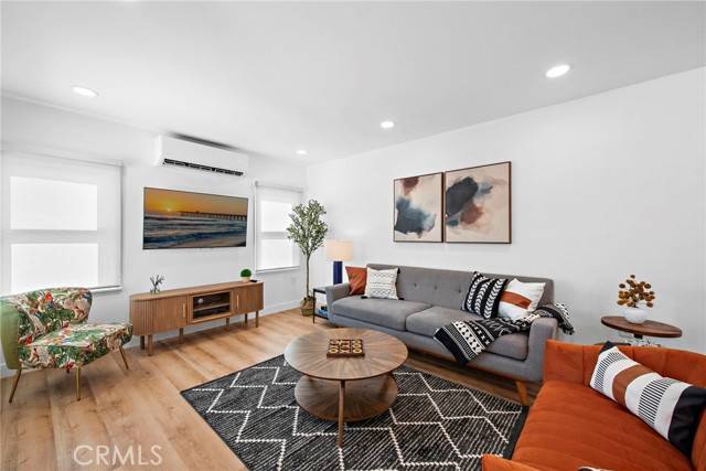 Ontario, CA 91764,734 E J Street