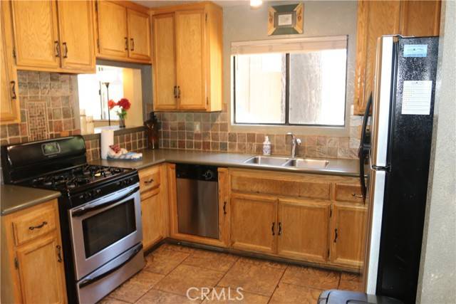 Big Bear Lake, CA 92315,42515 Alta Vista Avenue