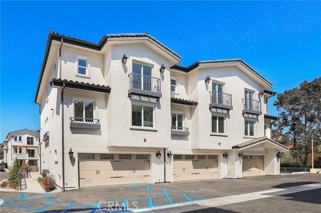 Phillips Ranch, CA 91766,15 Brookline Avenue