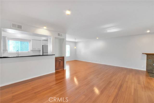 North Hollywood, CA 91601,11154 Huston Street #7