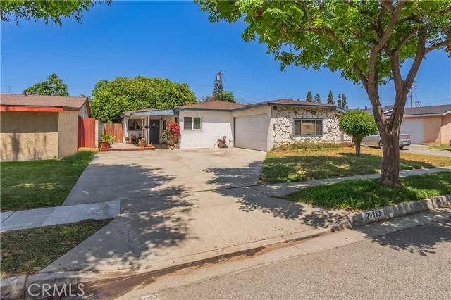 Lakewood, CA 90715,20323 Seine Avenue