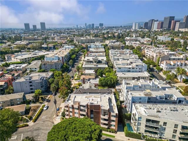 Los Angeles, CA 90024,1567 Westholme Avenue #4A