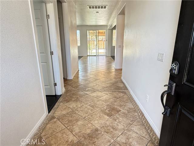 Hesperia, CA 92344,9093 Seal Beach Drive