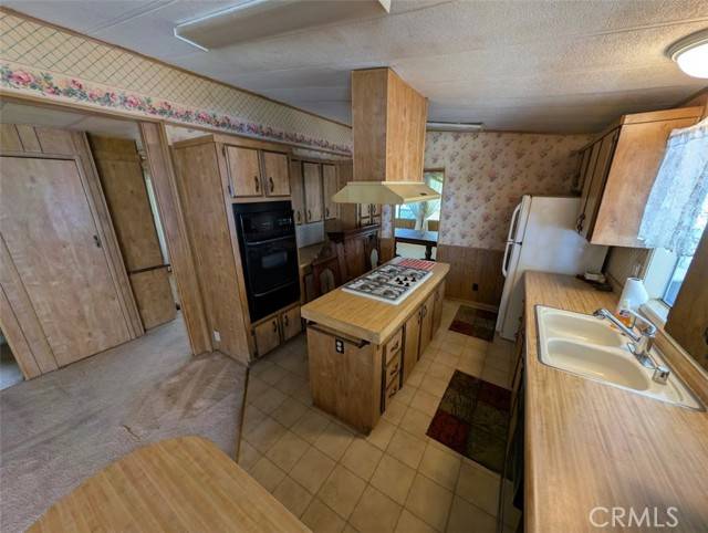 Chino Hills, CA 91709,15111 Pipeline #185