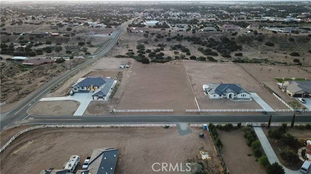 Oak Hills, CA 92344,0 Barker