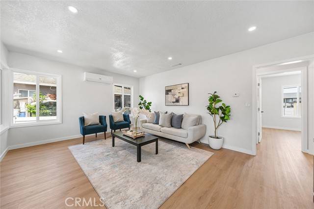 Corona, CA 92882,1021 W 5th Street