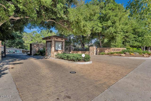 Westlake Village, CA 91361,120 Merry Oak #0