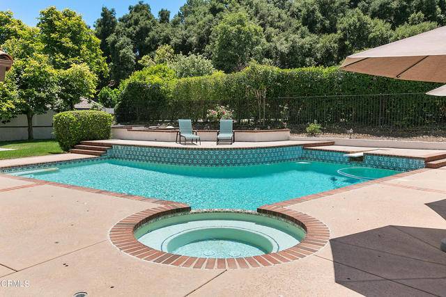 Westlake Village, CA 91362,3958 Cresthaven Drive