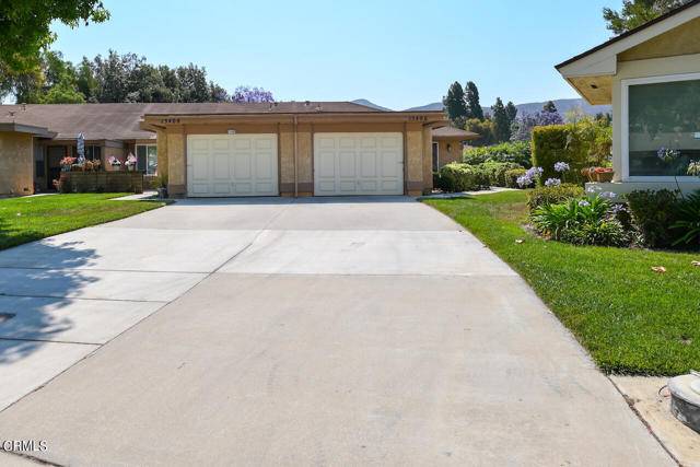 Camarillo, CA 93012,15406 Village 15