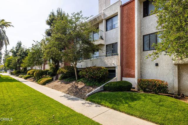 Winnetka, CA 91306,7211 Cozycroft Avenue #34