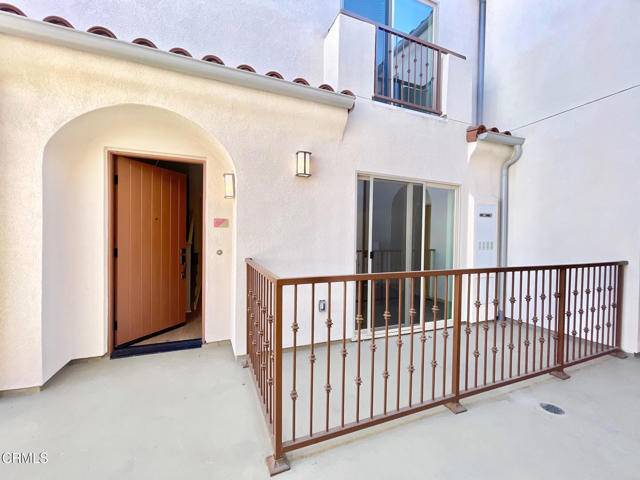 Ventura, CA 93001,44 Coronado Street #207