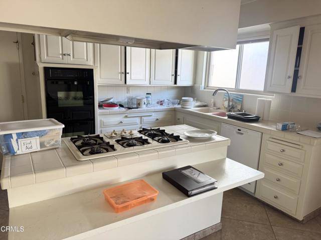 Oxnard, CA 93035,4834 Island View Street