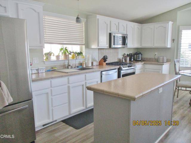 Santa Paula, CA 93060,500 W Santa Maria #78