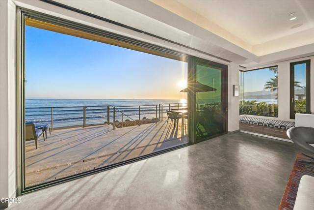 Ventura, CA 93001,6768 Breakers Way