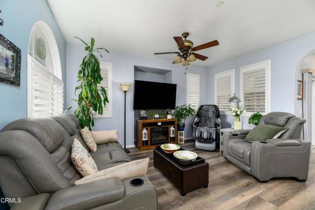 Oxnard, CA 93036,714 Nile River Drive