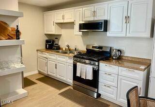 Port Hueneme, CA 93041,257 W Channel Islands Boulevard
