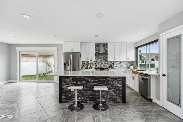 Port Hueneme, CA 93041,1712 N 7th Place