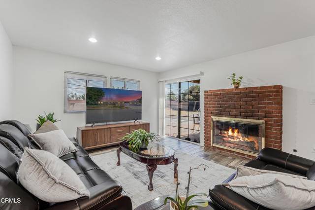 Lancaster, CA 93535,543 E Avenue J1