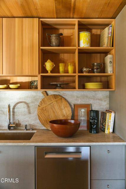 Ojai, CA 93023,313 W Villanova Road