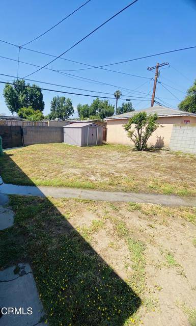 Long Beach, CA 90805,272 E 69th Street