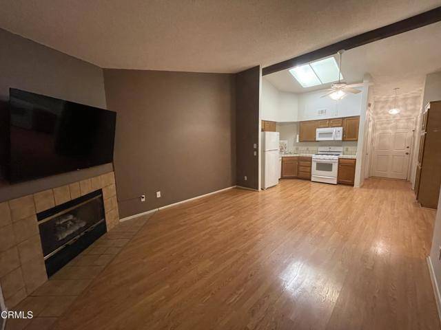 Fillmore, CA 93015,109 B Street