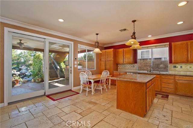 Corona, CA 92881,971 Trovita Drive