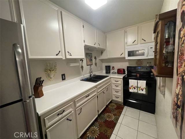 Palm Springs, CA 92262,2860 N Los Felices Road #100