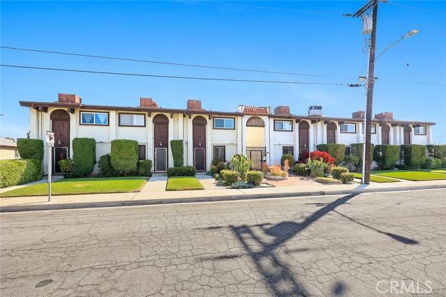 Temple City, CA 91780,5004 Farago Avenue #3