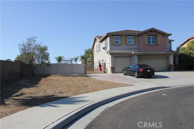 Perris, CA 92571,622 Abelia Lane