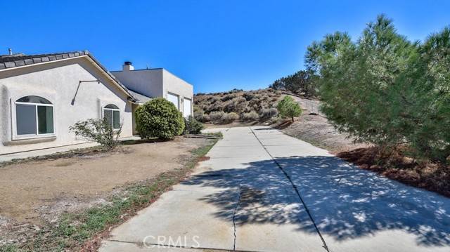 Oak Hills, CA 92344,7487 Oak Hill Road