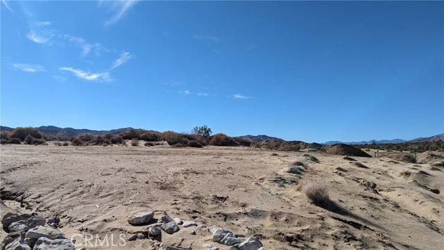 Yucca Valley, CA 92284,0 Balsa