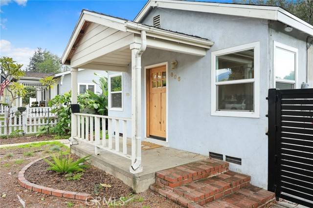 Monrovia, CA 91016,606 W WALNUT