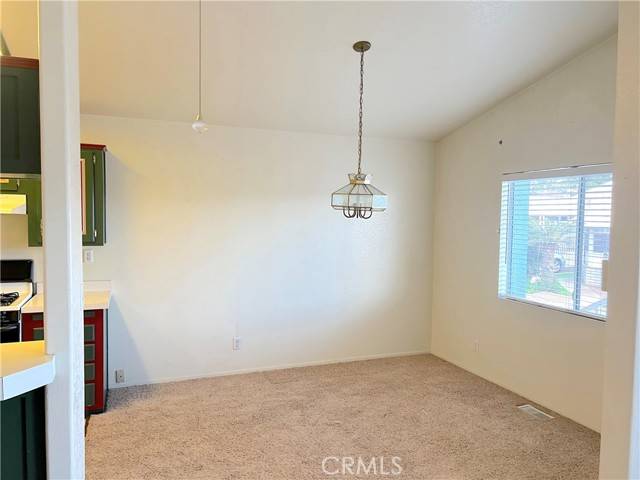 La Verne, CA 91750,3530 Damien #46