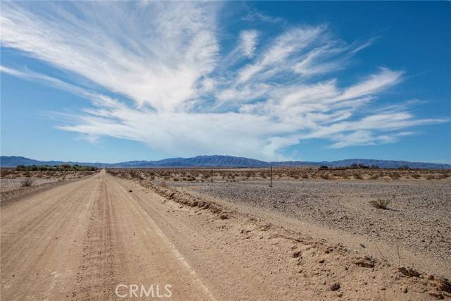 29 Palms, CA 92277,62 Marks Road