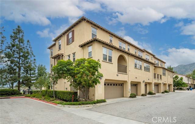 Azusa, CA 91702,955 Sweetbriar Lane #F