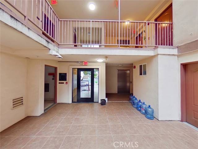 Los Angeles, CA 90012,700 N Hill Place #203