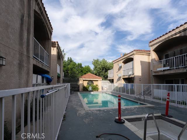 Huntington Park, CA 90255,6130 Rugby Avenue #202