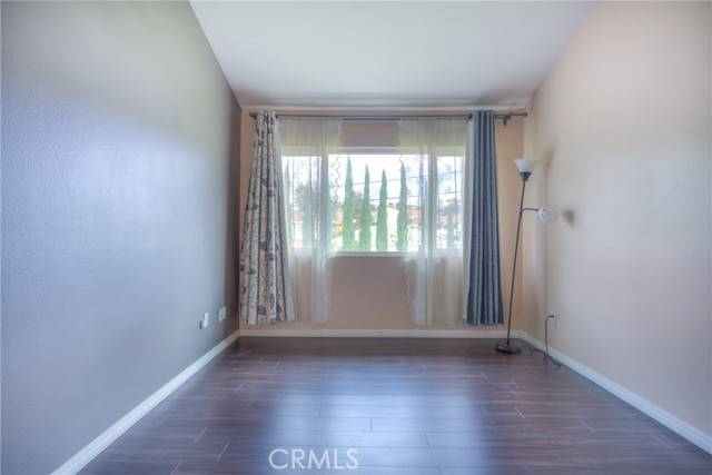 La Habra, CA 90631,965 W Imperial #C