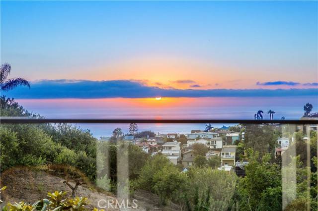 Laguna Beach, CA 92651,1041 Santa Ana Street