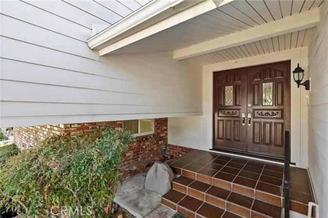 Agoura Hills, CA 91301,5561 Rainbow Crest Drive